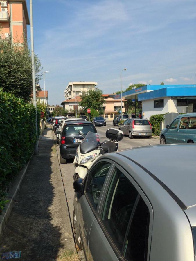 Casa Mimosa Apartamento Viareggio Exterior foto